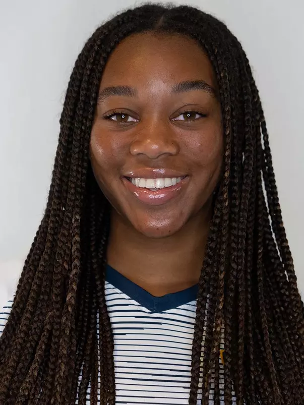 Samone Knight head shot