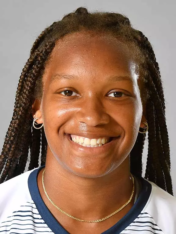 Gabrielle Robinson head shot