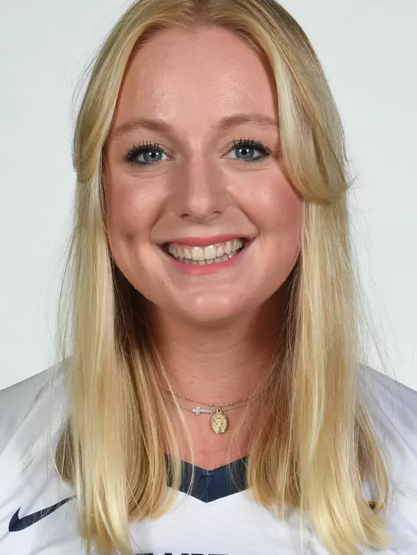 Lauren DeLo Head shot