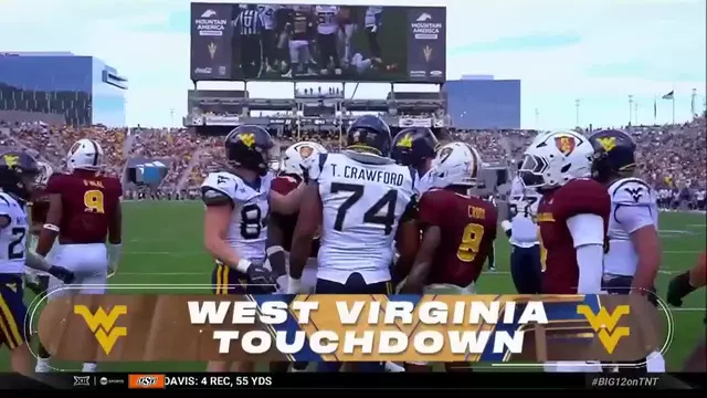 Jones Jr. Rushing TD Cuts the Deficit to Five
