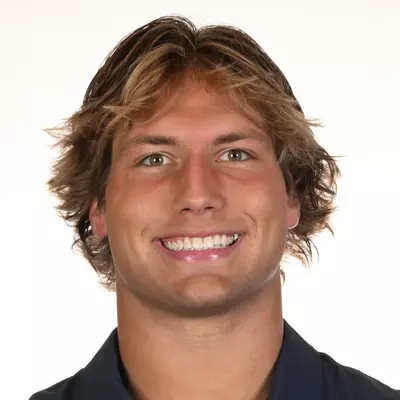 Tyler Stolsky headshot