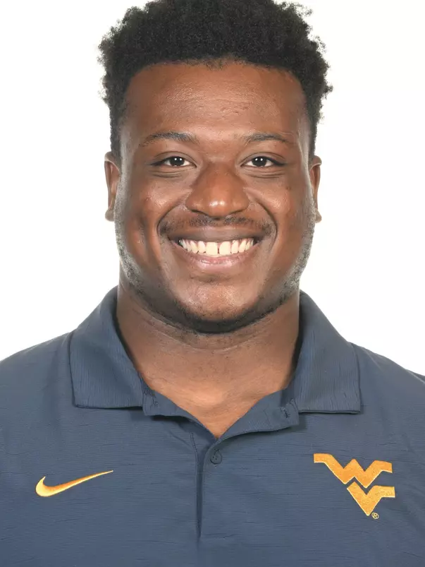 malik agbo head shot