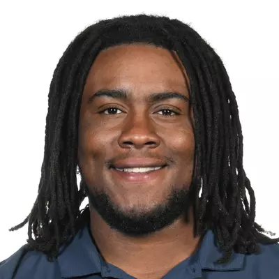 Deshawn Woods headshot