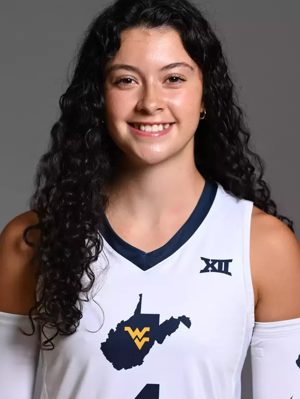 A headshot of WVU Volleyball player Eily Painter