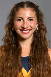 A headshot for Alyssa Sauro