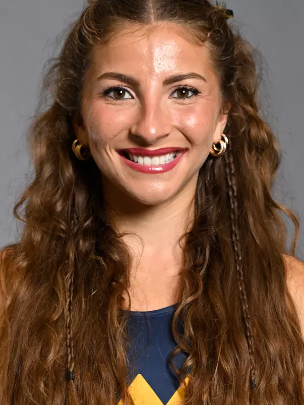 A headshot for Alyssa Sauro