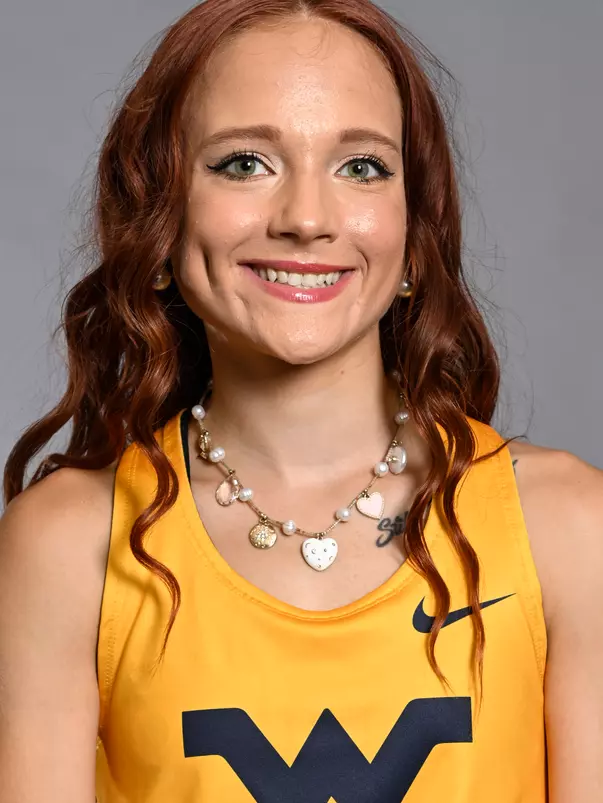 A headshot for Lexi Lamb