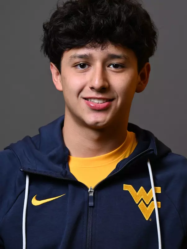 Rafael Arizpe headshot.