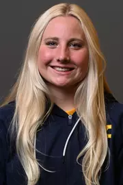 Delaney Cox headshot.