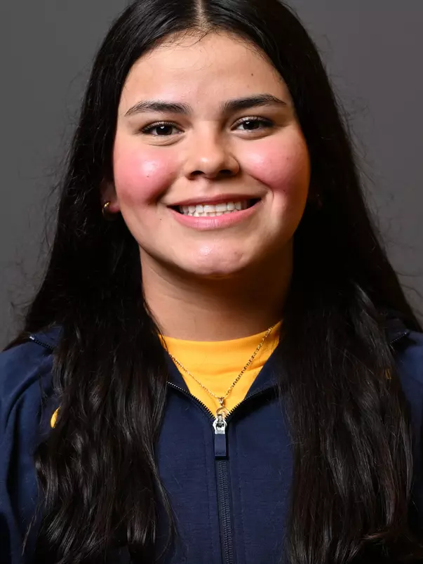 Andrea Gonzalez headshot.