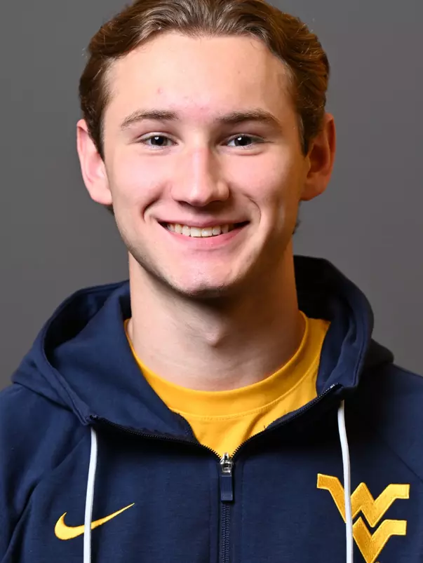 Levi Hellmann headshot.