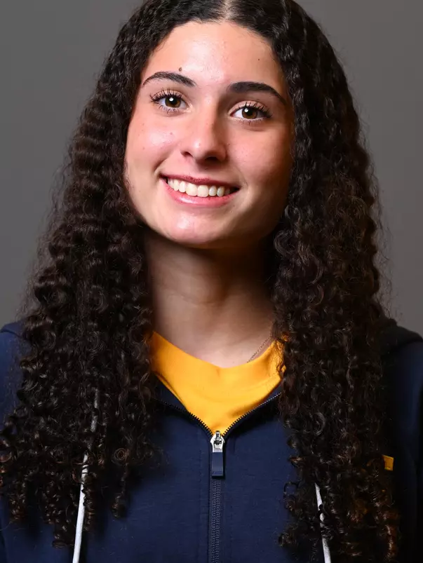 Gabriella Panichella headshot.