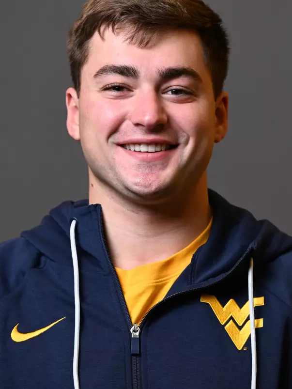 Erik Petruzzi headshot.