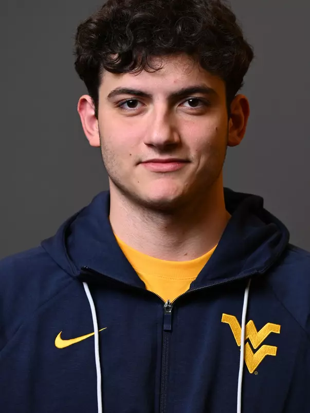Emre Zeytinoglu headshot.