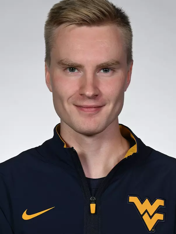 Lauri Syrja 2026-27 Headshot