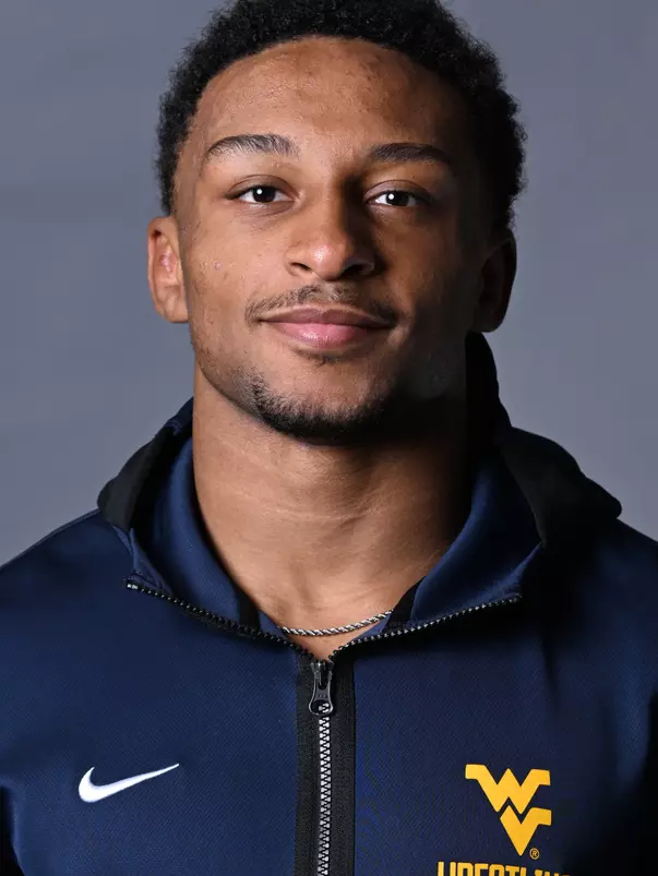 Logan Alexander headshot.