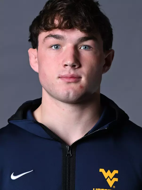 Ashton Hobson headshot.