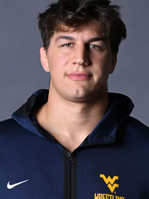 Max Vanadia headshot.