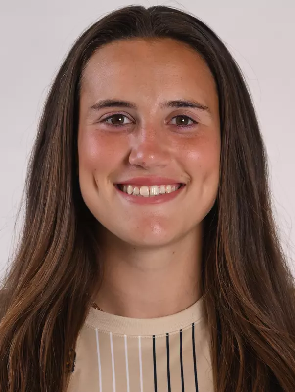 Bailey Herfurth poses for a headshot on Sept. 9.