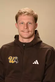 Travis Ayers