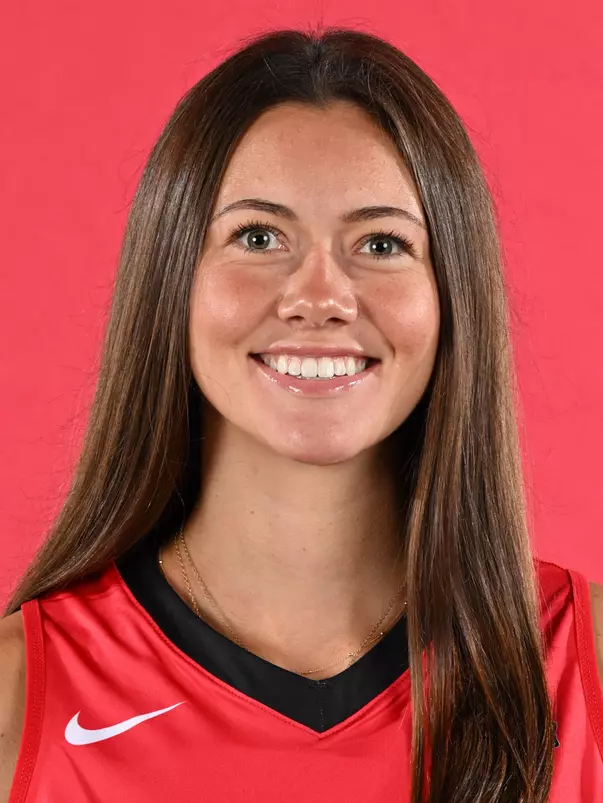 Isabel Schaefbauer - YSU Volleyball Photo Day (Aug. 7, 2024)