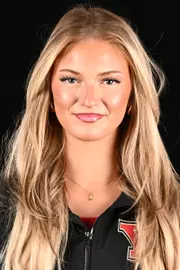 Kalli Knoble Headshot