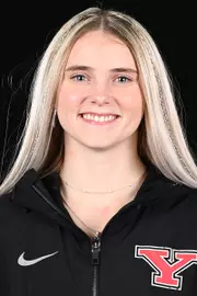 Gabbi Selman Headshot