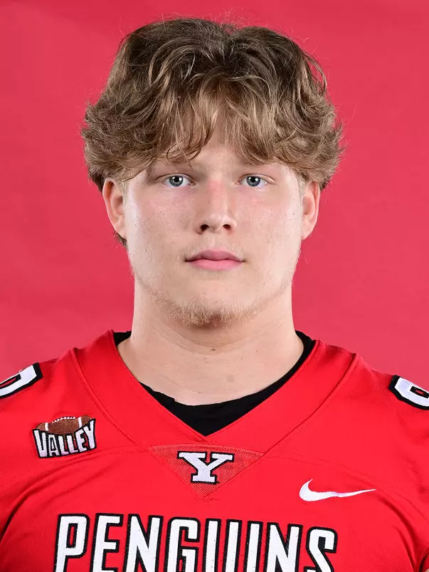 Maddox Bloomgren Headshot
