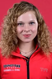 Emily Aten Headshot