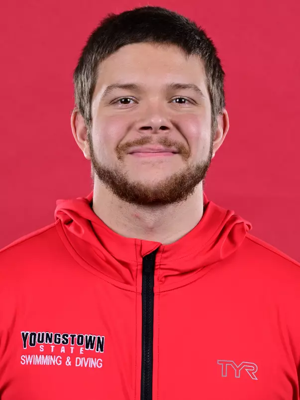 Quinn Cynor Headshot