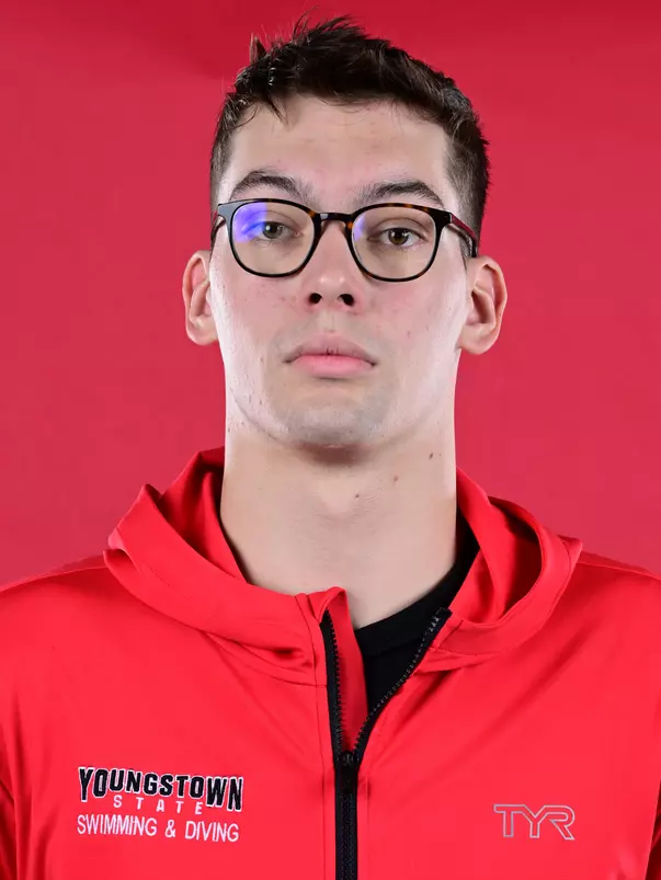 Valer Kennedy Headshot