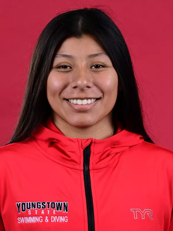 Ximena Young headshot