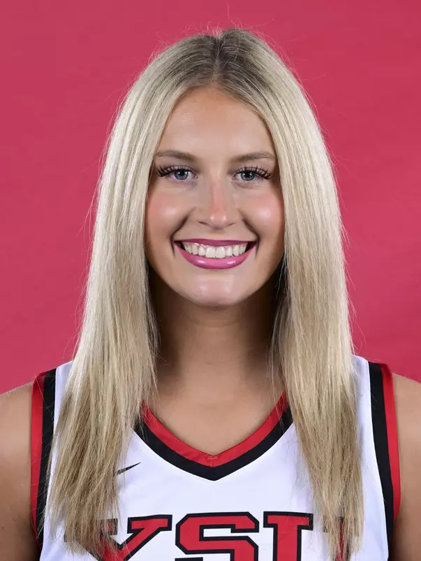 Brooke Adkins Headshot
