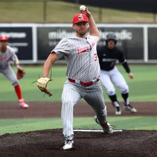 Braden Gebhardt delivers a pitch for YSU during a baseball game at Milwaukee on April 3, 2026 (Photo by Bryson Chavez)