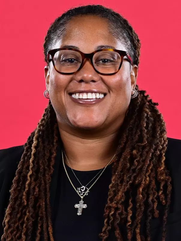 Courtney Davidson Website Head Shot 2026-27 (Photo by David Dermer)