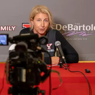YSU Women's Basketball Head Coach Melissa Jackson talks with area media members as official practices begin ahead of the 2026-27 season (Photo by Chloe Whitlock)
