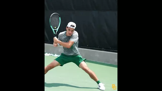 Poster image for Warming up the racquets ‼️