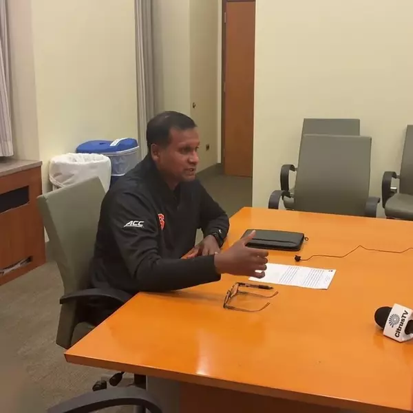 Image related to Bakeer Ganesharatnam Media Availability | Syracuse Volleyball vs. Virginia