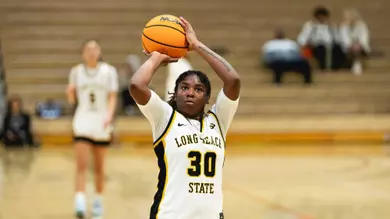 Jones-Brown Scores 29 As Womenβs Basketball Battles To The End In 57-54 Loss To Sacramento State