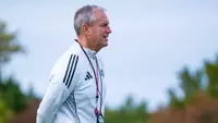 Coach Tom McIntosh
