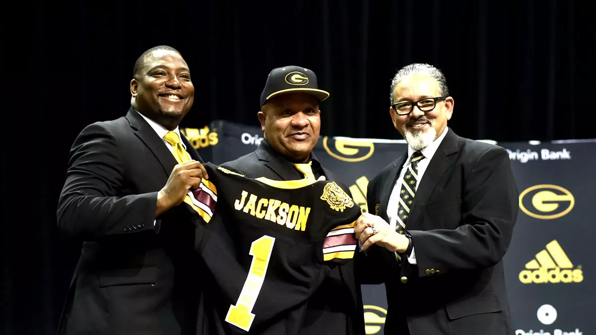 hue jackson