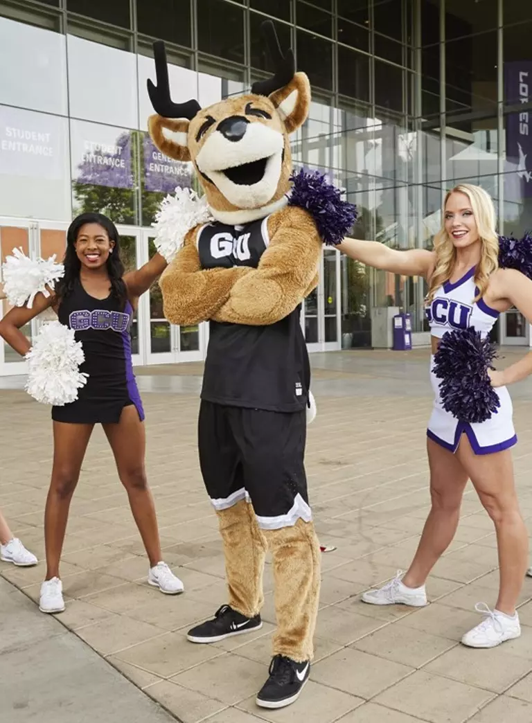 Gcu Wolves Cheerleaders - Grand Canyon University Athletics
