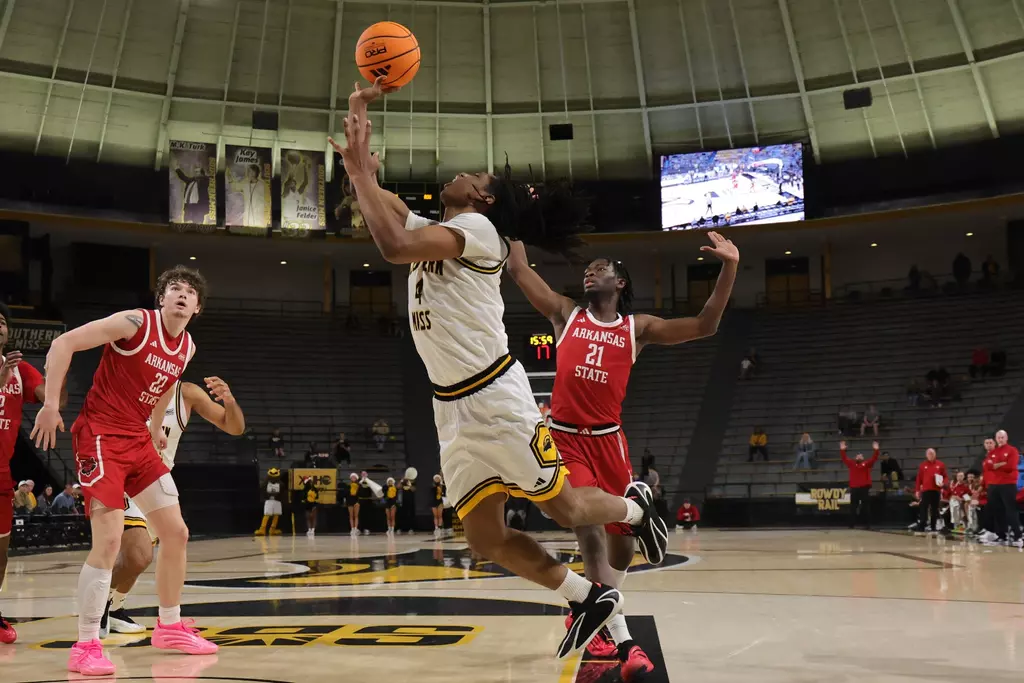 Men's Basketball - Southern Miss