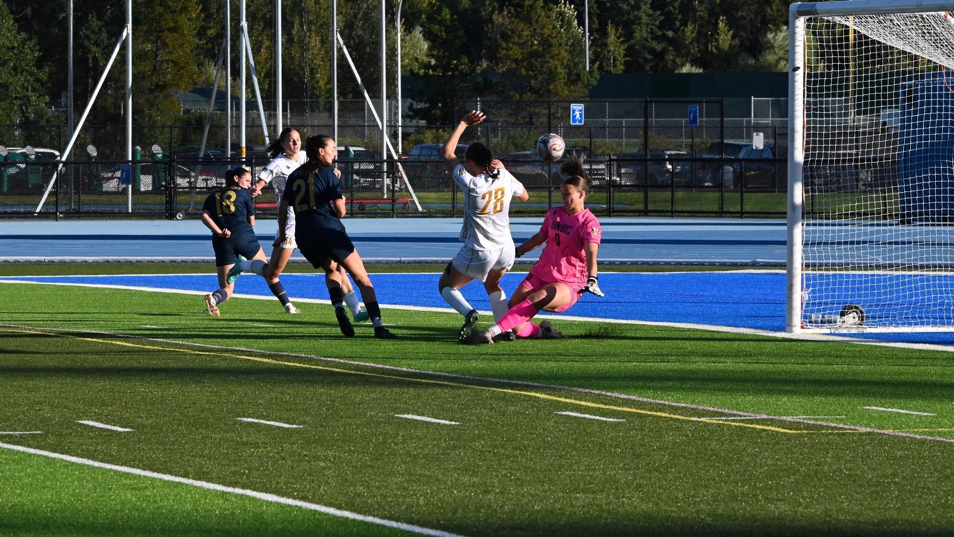 WBB: 11 Saves from Rathke Not Quite Enough as TWolves Fall 1-0 to Trinity Western