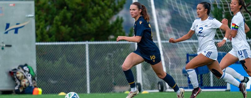 CROWTHER REWRITES RECORD BOOK AS SPARTANS ROLL PAST HEAT