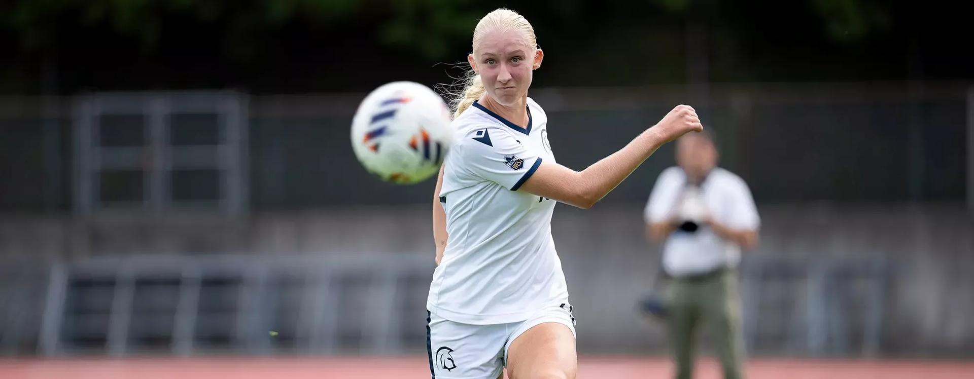 SPARTANS RALLY FOR TIE WITH VICTORIA VIKES