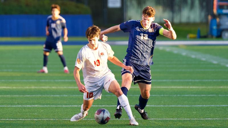 Comsia caps two-goal second half to lift T-Birds to victory over Dinos
