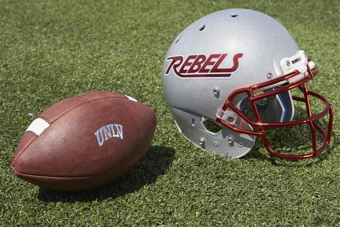 best youth football helmets 2017 ZERO2 Helmet X-Large / Molded Gloss Black / SO-212 Dont let your equipment hold back your potential on the field What Pros Wear: Top 5