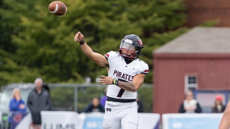 Pirates dominate 2nd half to win at Redlands