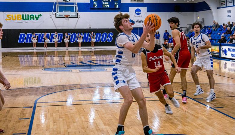 Brevard Raptors Tornados Fend off Lions for 81-77 Road Win - Brevard College